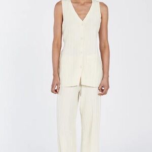 DISSH Set Sleeveless Top & Pant Cream Size L